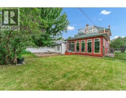 335 1 Street Se, Medicine Hat, AB T1A0A5 Photo 41