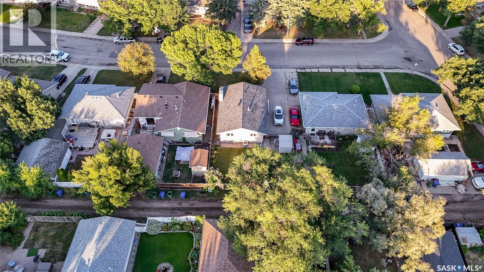 1304 Queen CRESCENT - Image 43