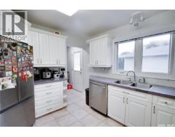 1304 Queen Crescent, Moose Jaw, SK S6H3G4 Photo 15