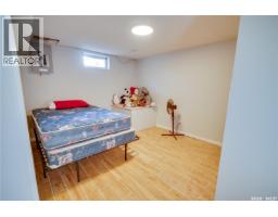 1304 Queen Crescent, Moose Jaw, SK S6H3G4 Photo 27
