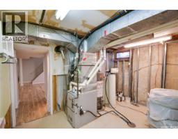 1304 Queen Crescent, Moose Jaw, SK S6H3G4 Photo 31