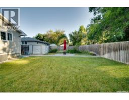 1304 Queen Crescent, Moose Jaw, SK S6H3G4 Photo 38