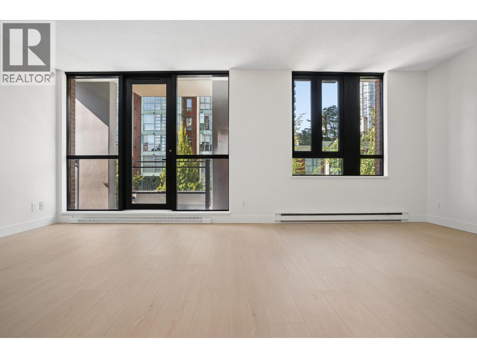 TH938 HOMER STREET, Vancouver