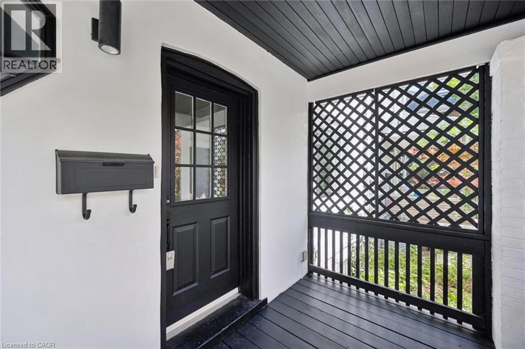 54 WILLOW Street - Image 3