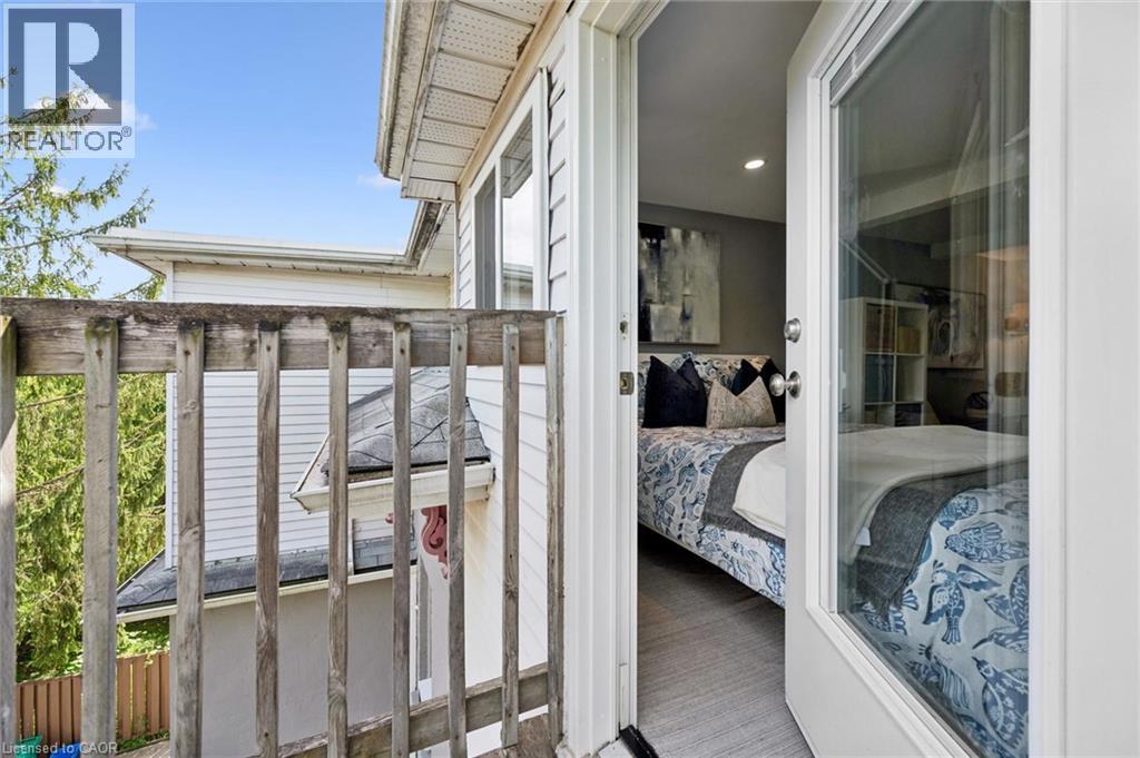 54 WILLOW Street - Image 34