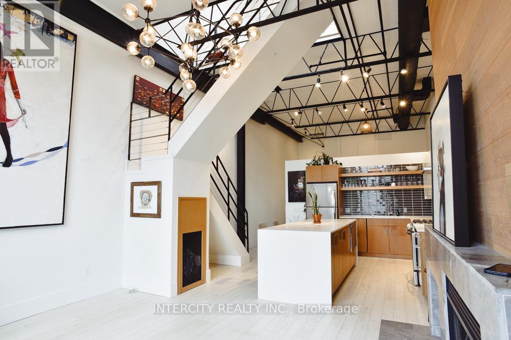 #208 676 RICHMOND STREET W - 9