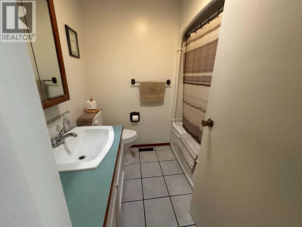 301 Westhill Close - 19