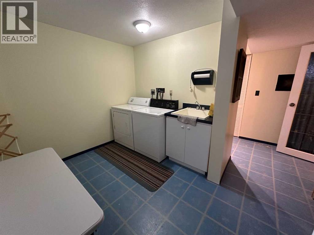 301 Westhill Close - 35