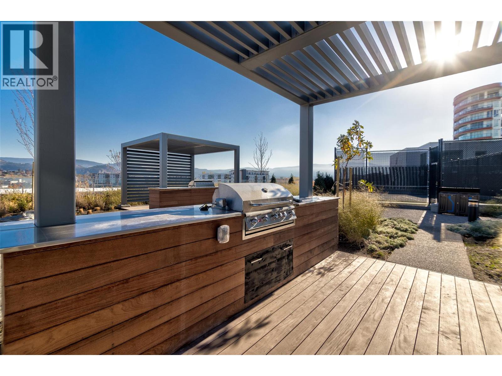 2202 1191 Sunset Drive, Kelowna