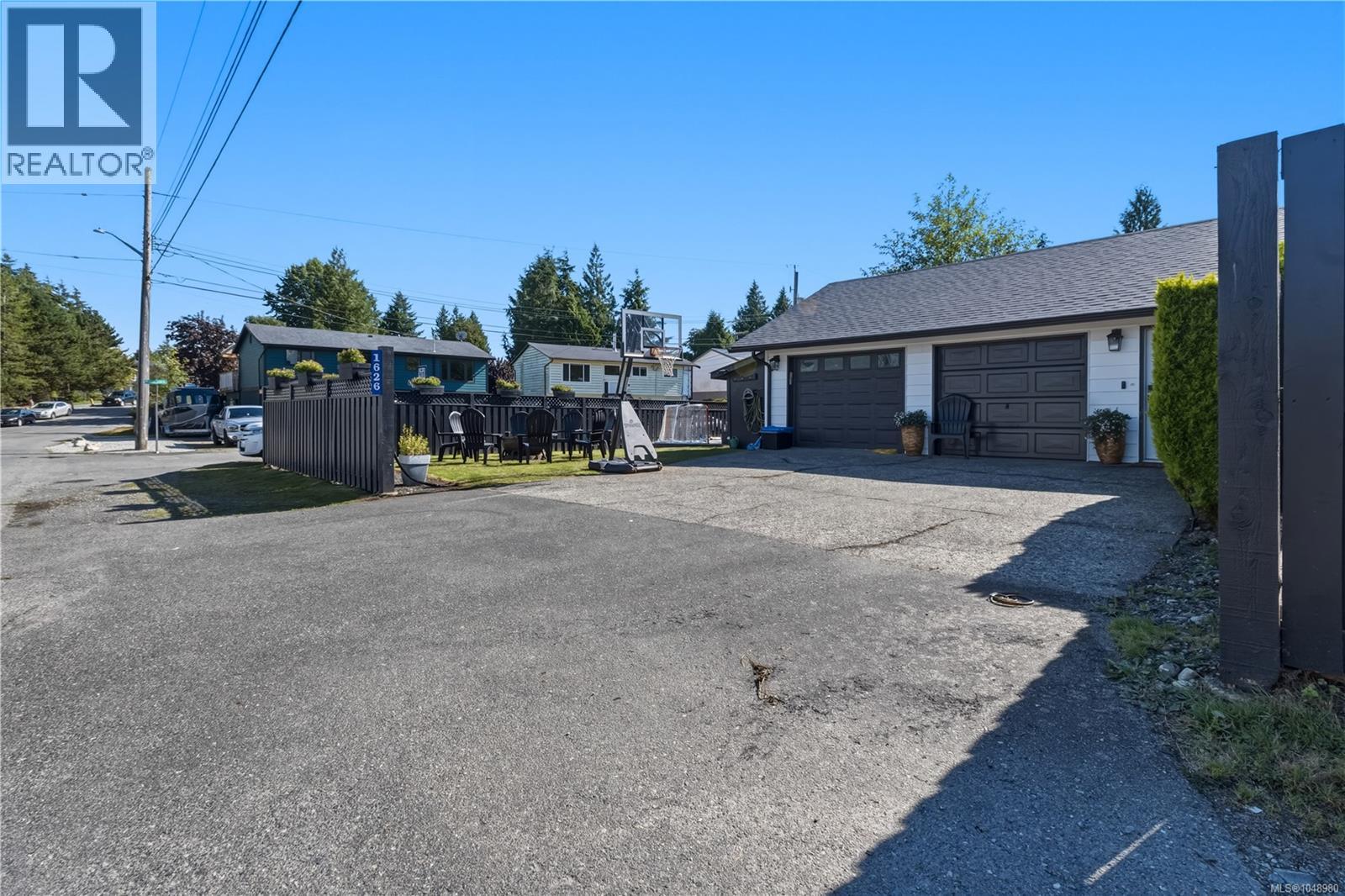 1626 Larch Rd - 30