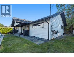 1626 Larch Rd, Ucluelet, BC V0R3A0 Photo 12