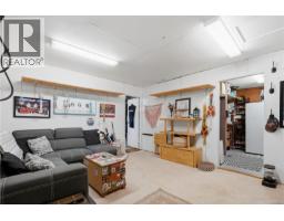 1626 Larch Rd, Ucluelet, BC V0R3A0 Photo 18