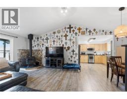 1626 Larch Rd, Ucluelet, BC V0R3A0 Photo 21