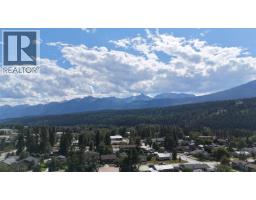 711 10th Street S, Golden, BC V0A1H0 Photo 29