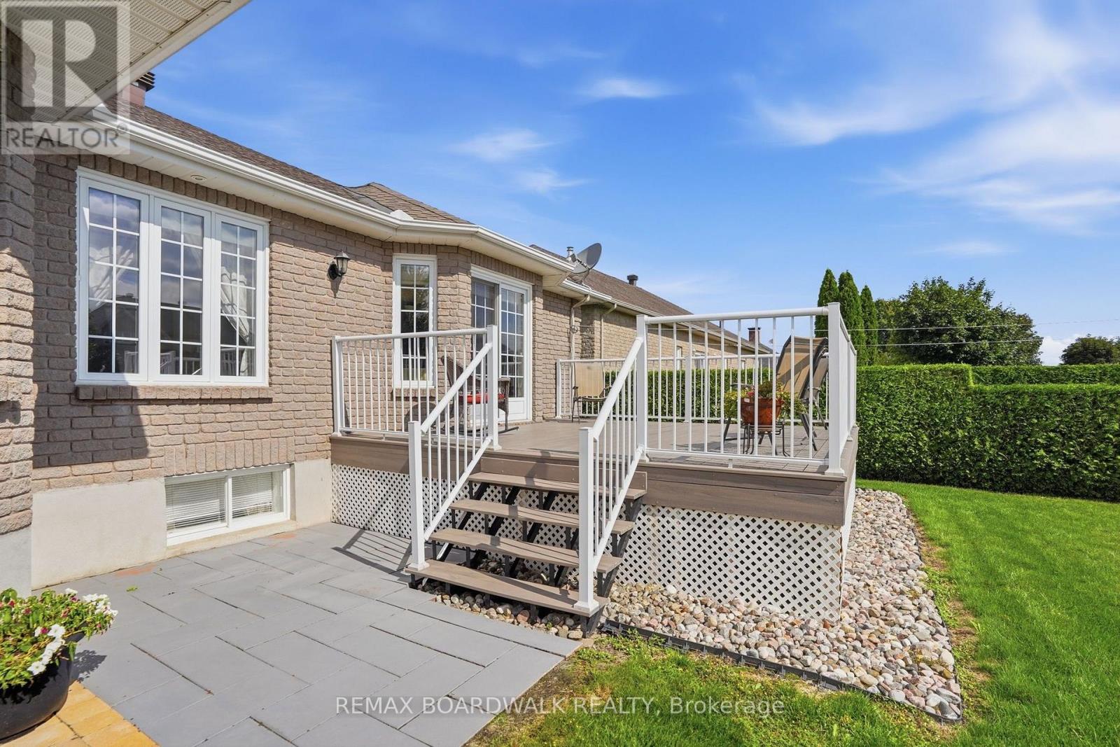 819 LAVAL STREET - 37
