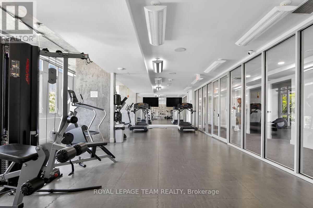 #406 201 PARKDALE AVENUE - 24