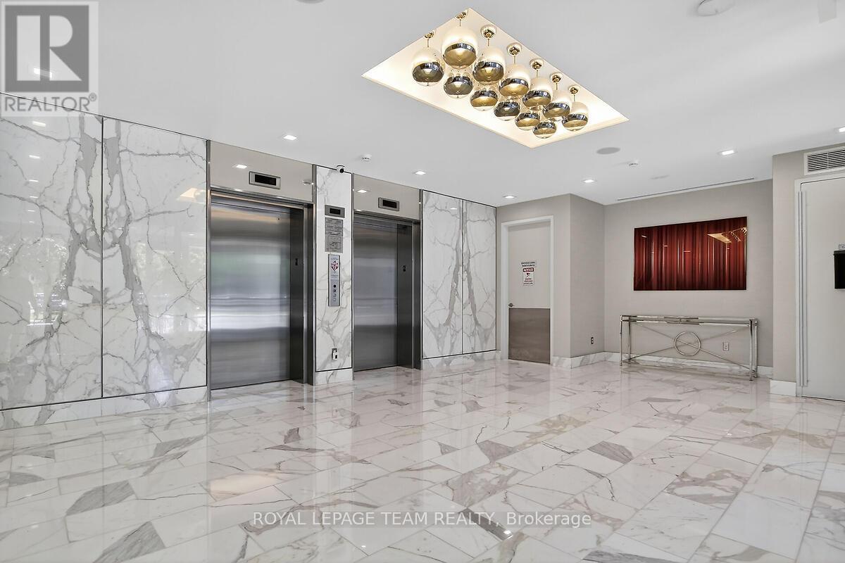 #406 201 PARKDALE AVENUE - 4
