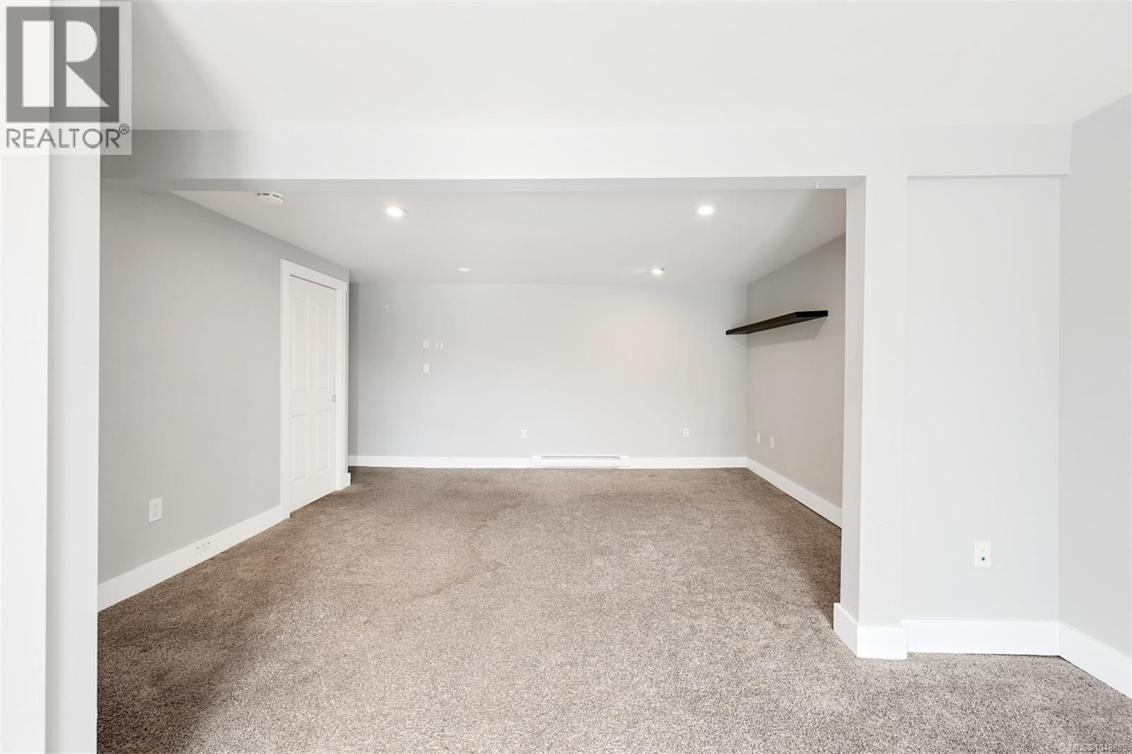  670 Polyanthus Crescent, Saanich