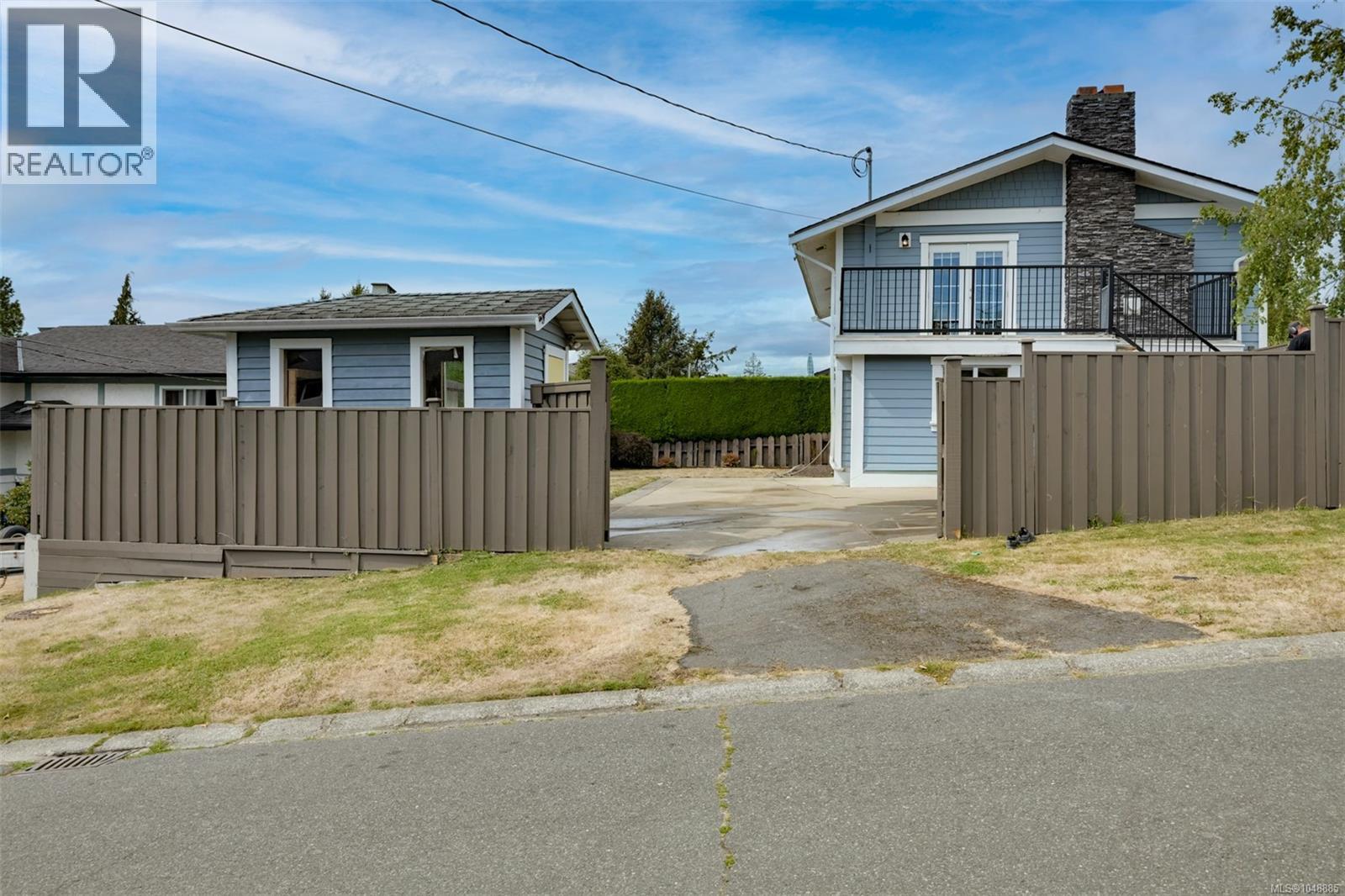  670 Polyanthus Crescent, Saanich