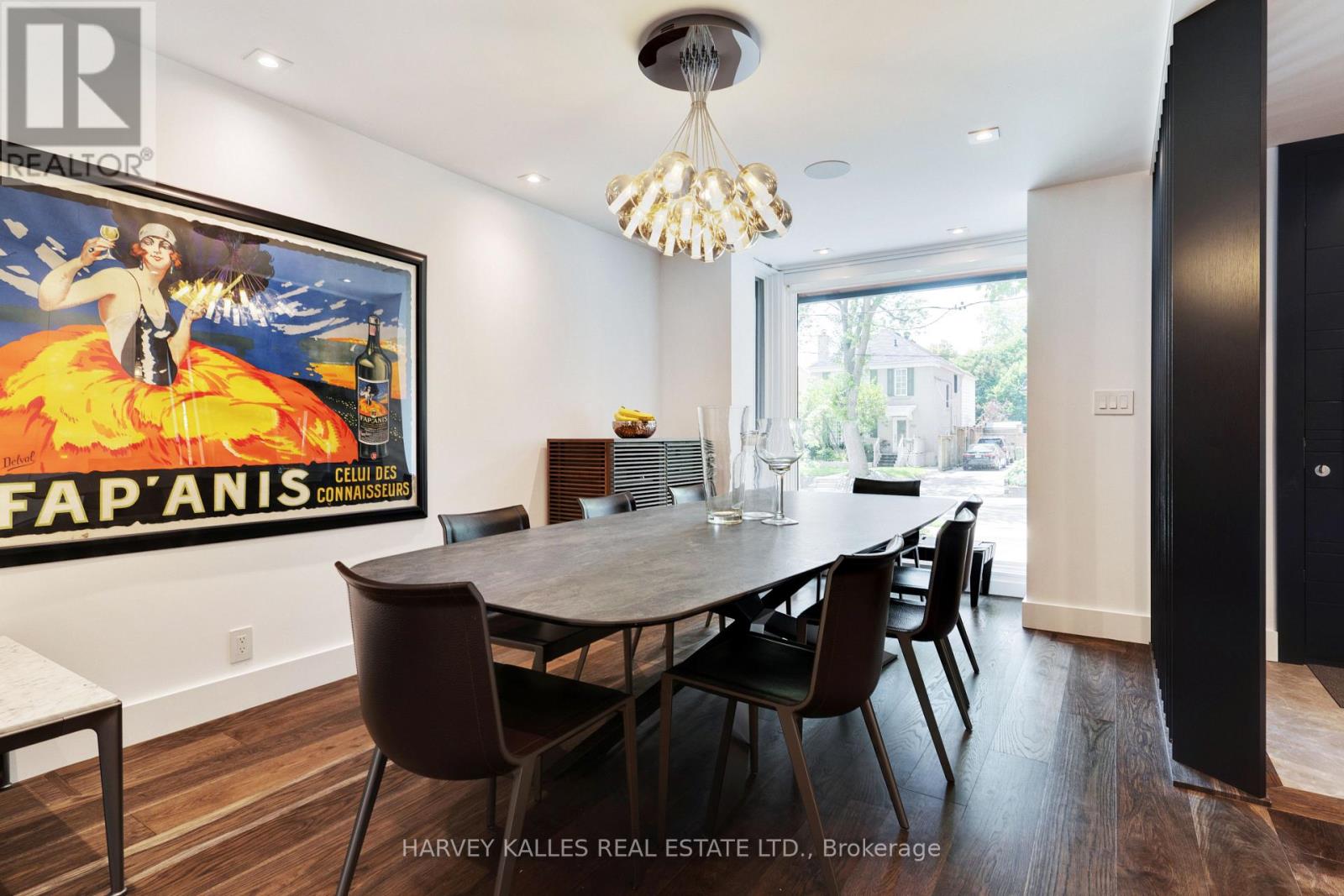 305 Glen photo 5