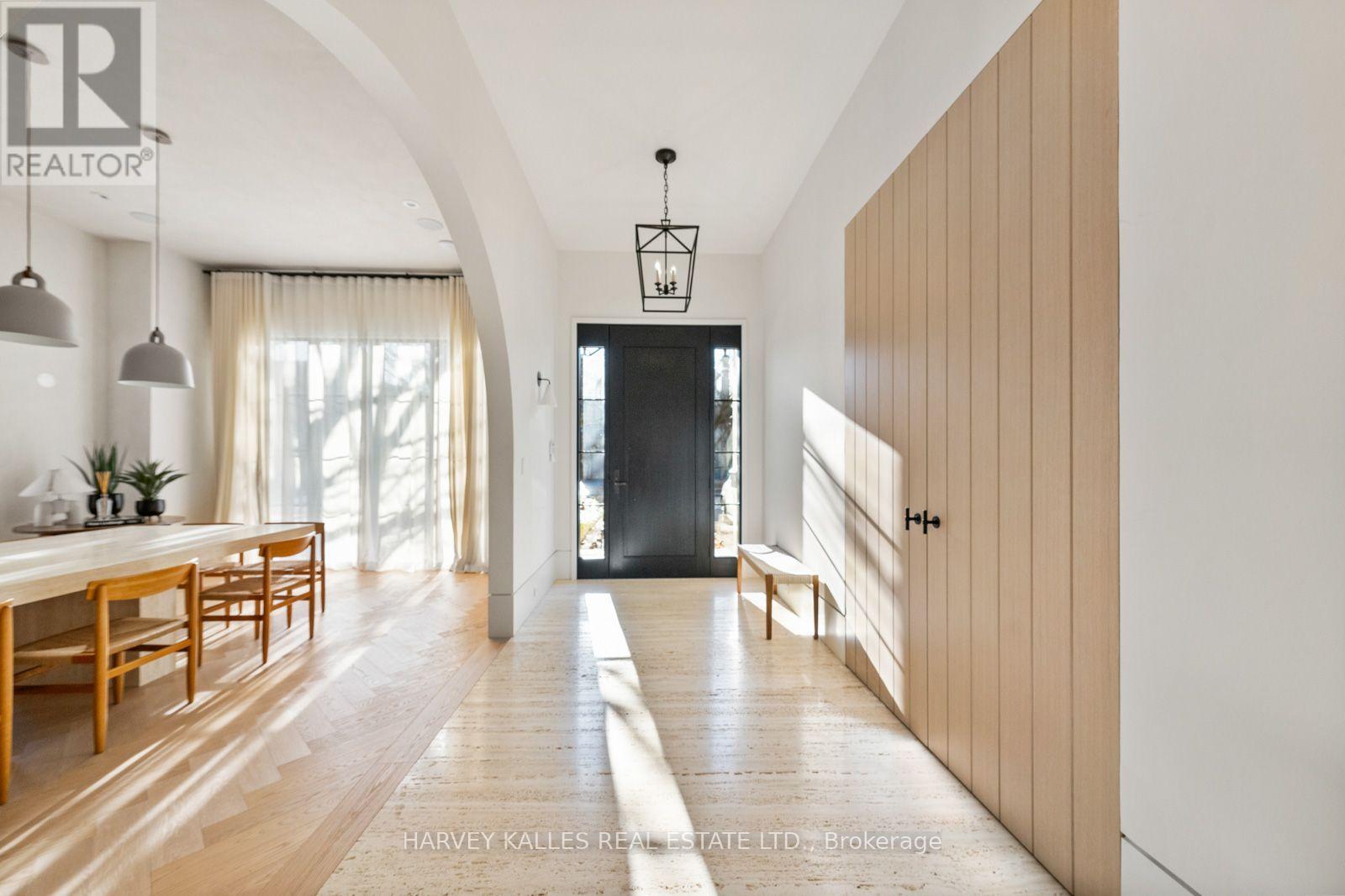 424 Lytton photo 2
