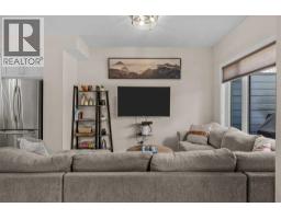 3pc Bathroom - 104, 1106 Bow Valley Trail, Canmore, AB T1W1N6 Photo 6