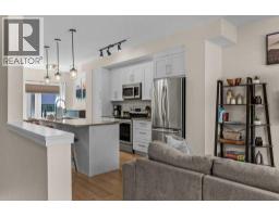 4pc Bathroom - 104, 1106 Bow Valley Trail, Canmore, AB T1W1N6 Photo 7