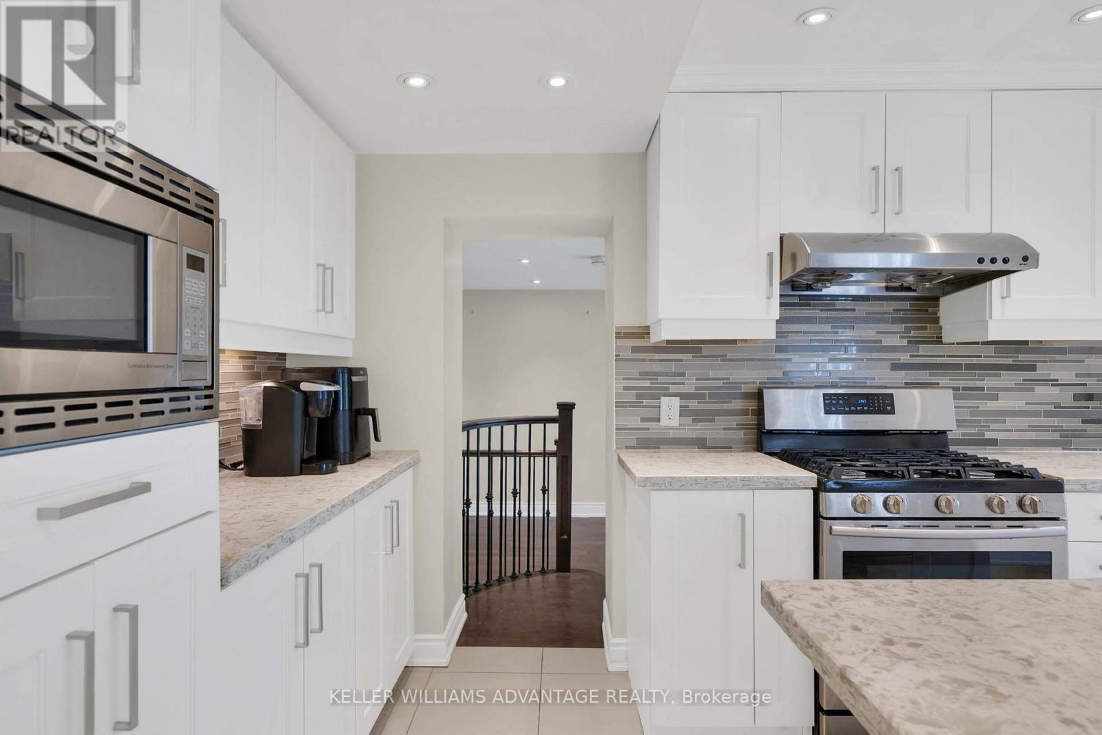 108 ROSEVIEW AVENUE - 14