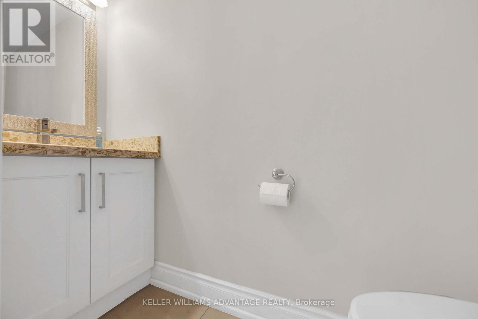 108 ROSEVIEW AVENUE - 18