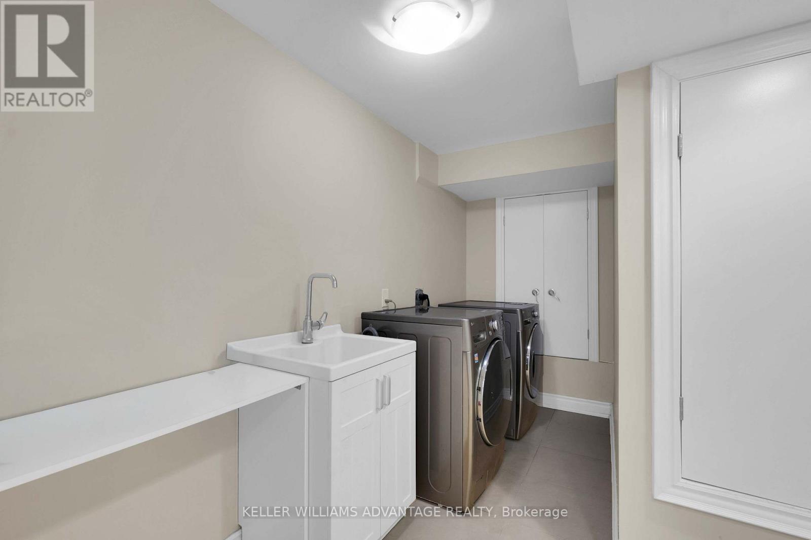 108 ROSEVIEW AVENUE - 37