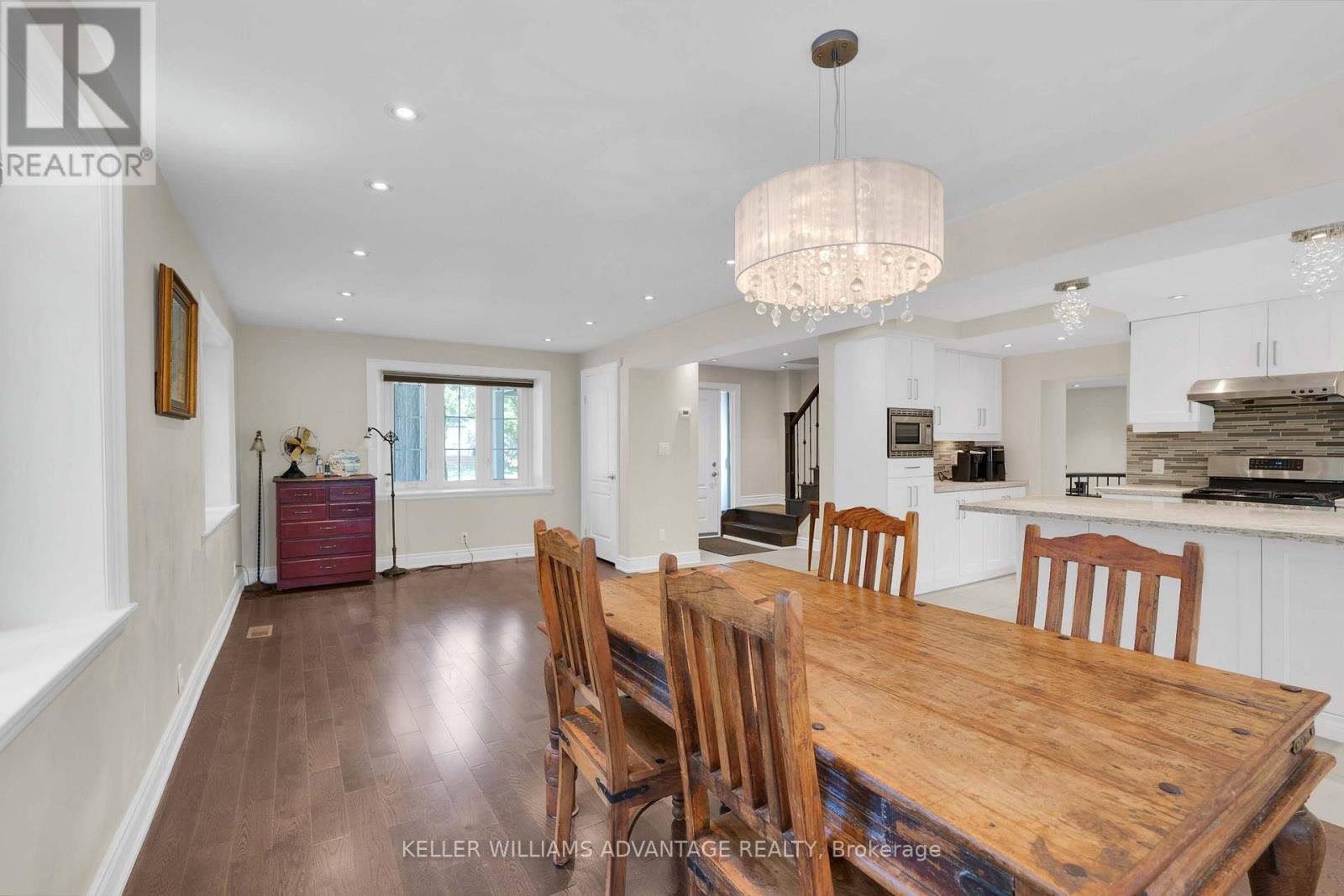 108 ROSEVIEW AVENUE - 6