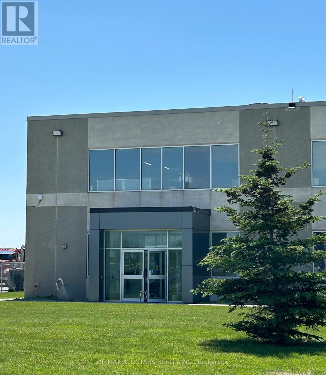 3 - 40 ANDERSON BOULEVARD, Uxbridge — photo 2