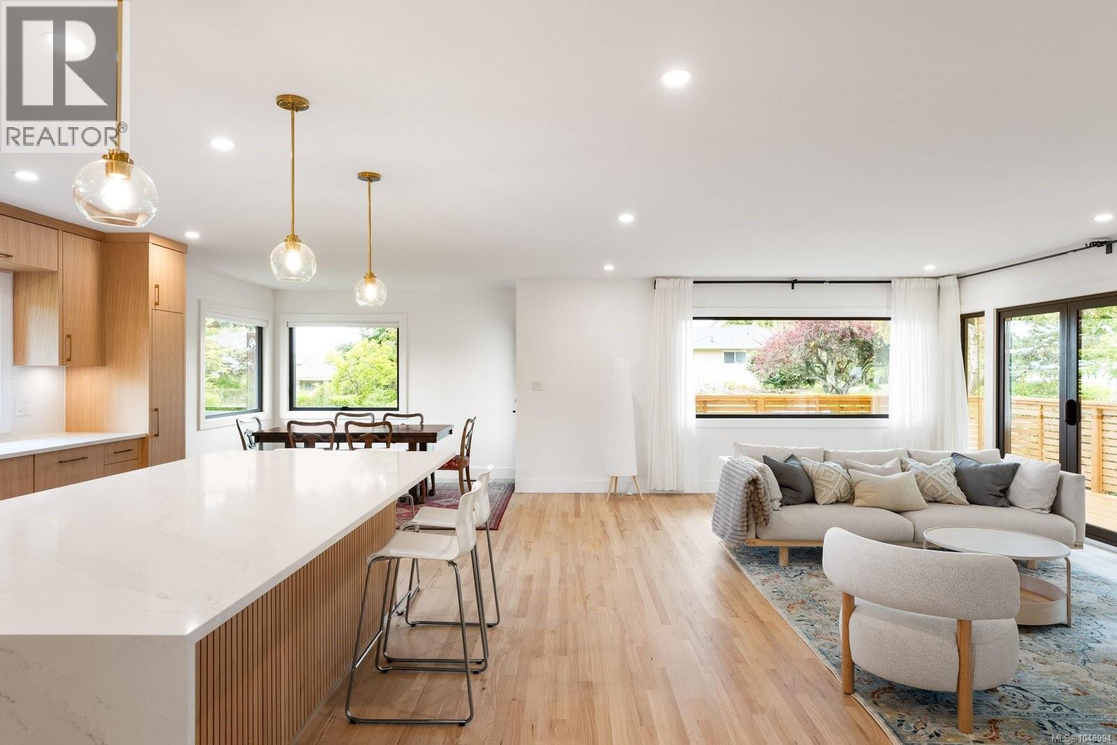 1601 Mileva Lane - Image 3
