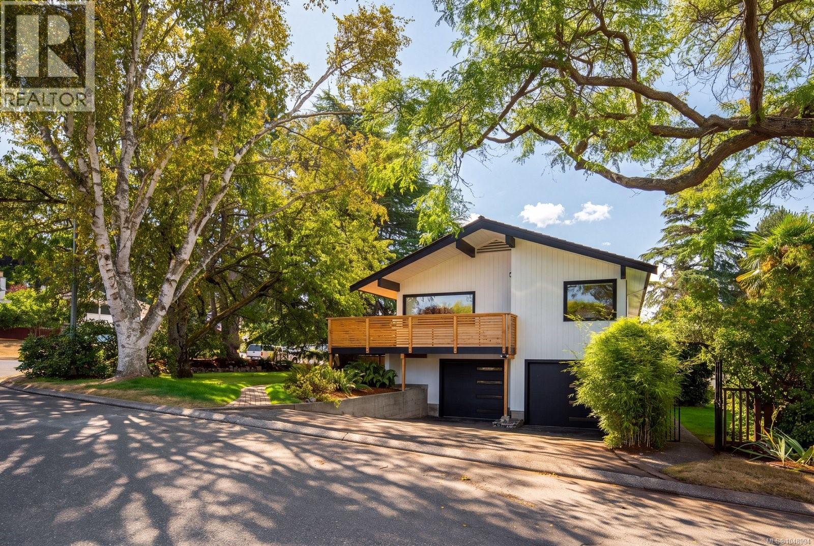1601 Mileva Lane - Image 41