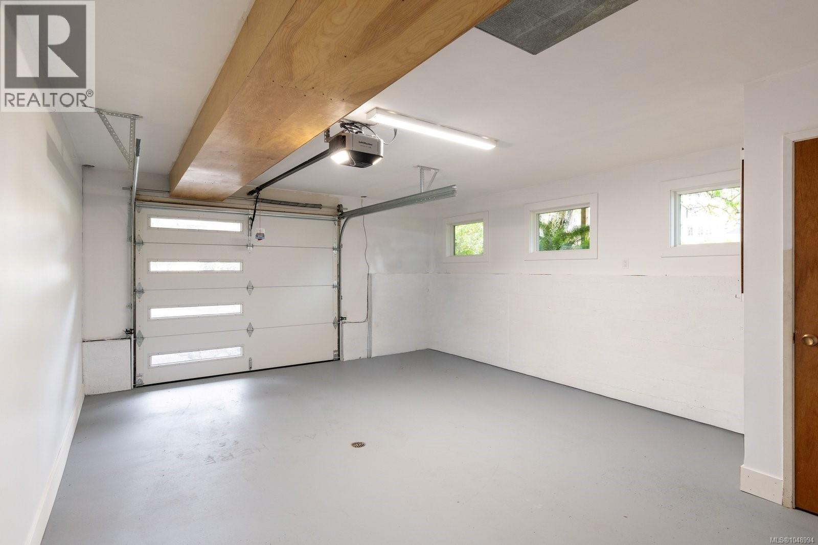 1601 Mileva Lane - 30