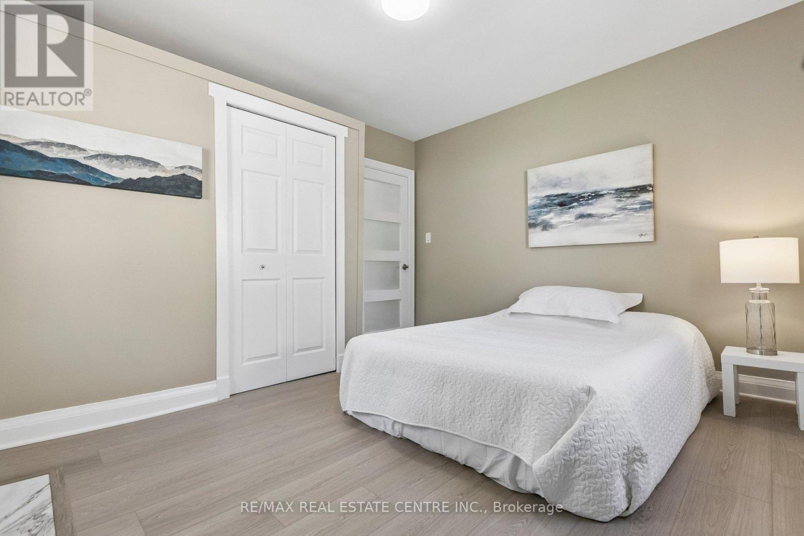 194 SILVERCREEK PARKWAY S - 10