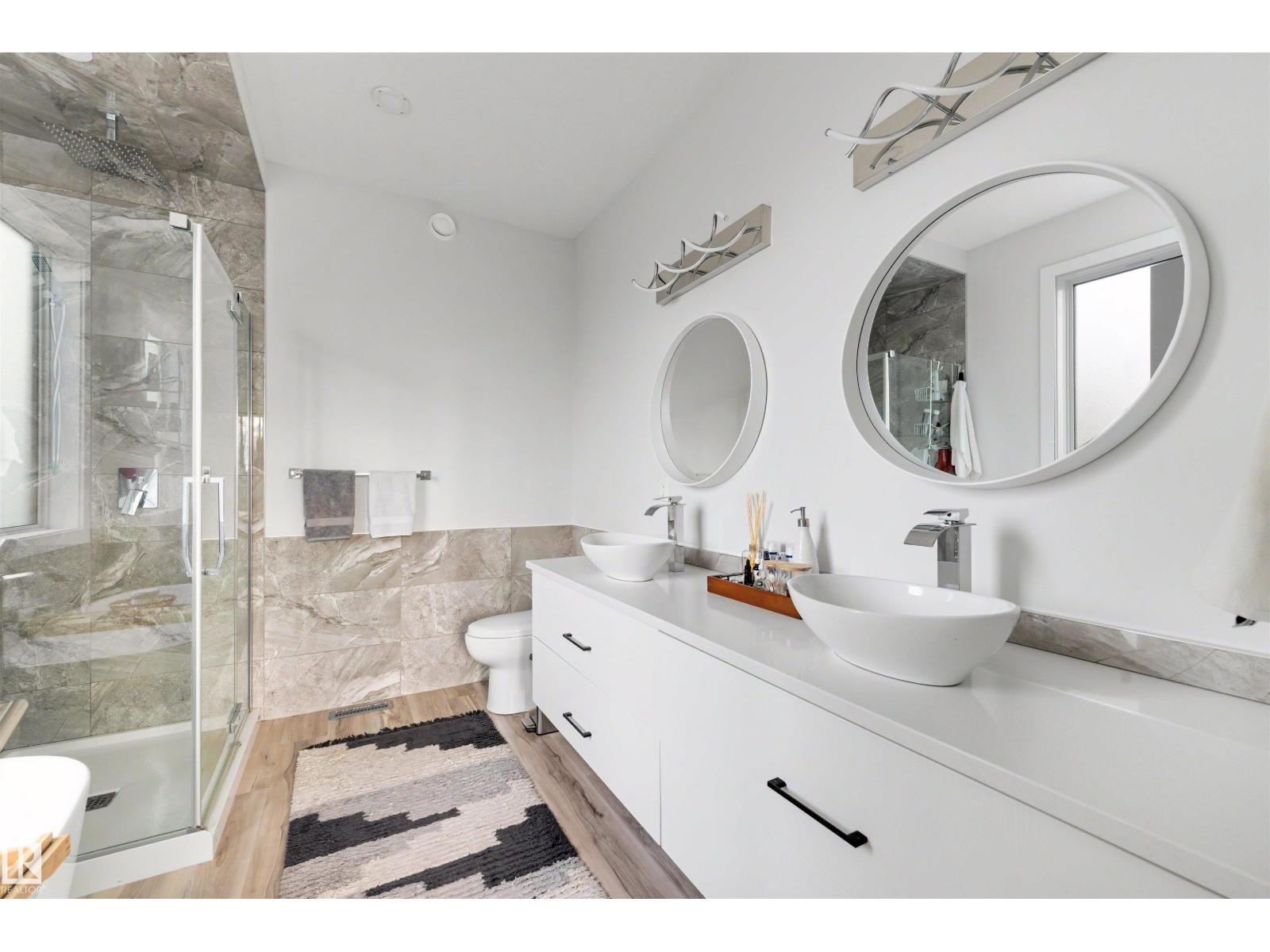 10948 118 ST NW - 17