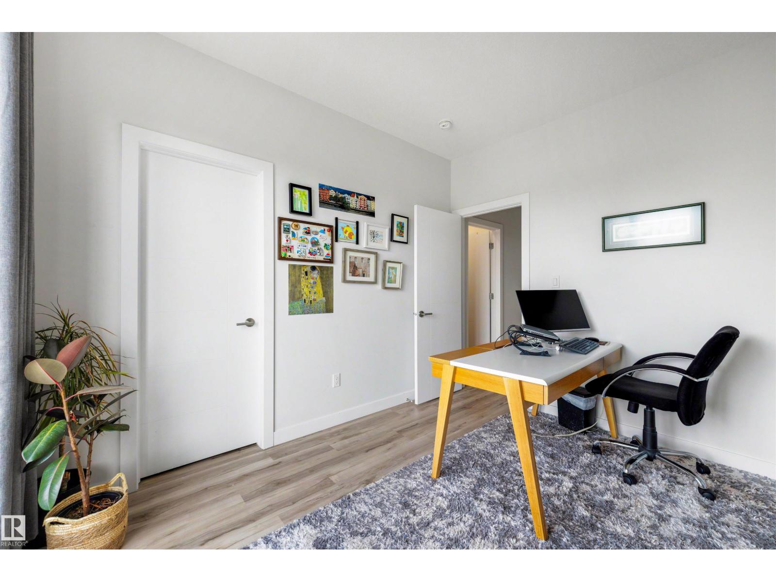 10948 118 ST NW - 22