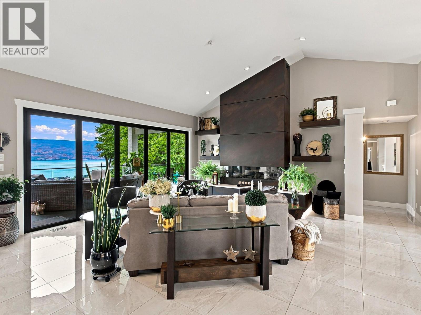  3280 Shiraz Court, West Kelowna