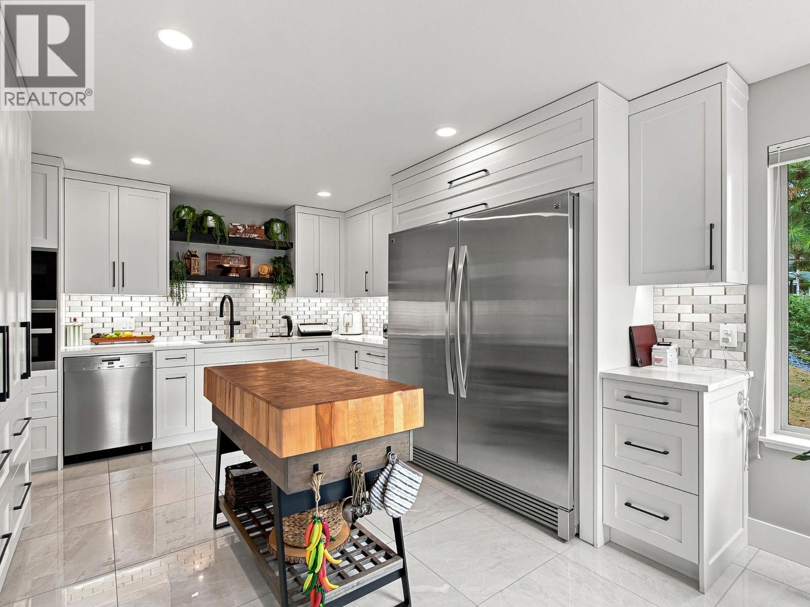  3280 Shiraz Court, West Kelowna