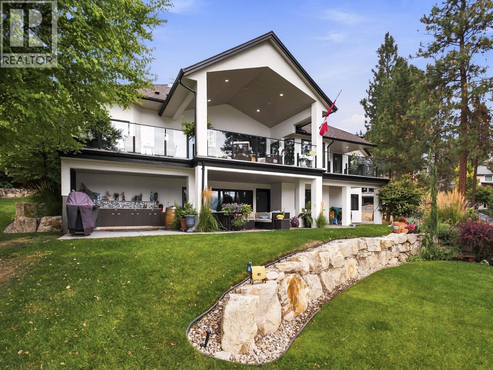  3280 Shiraz Court, West Kelowna
