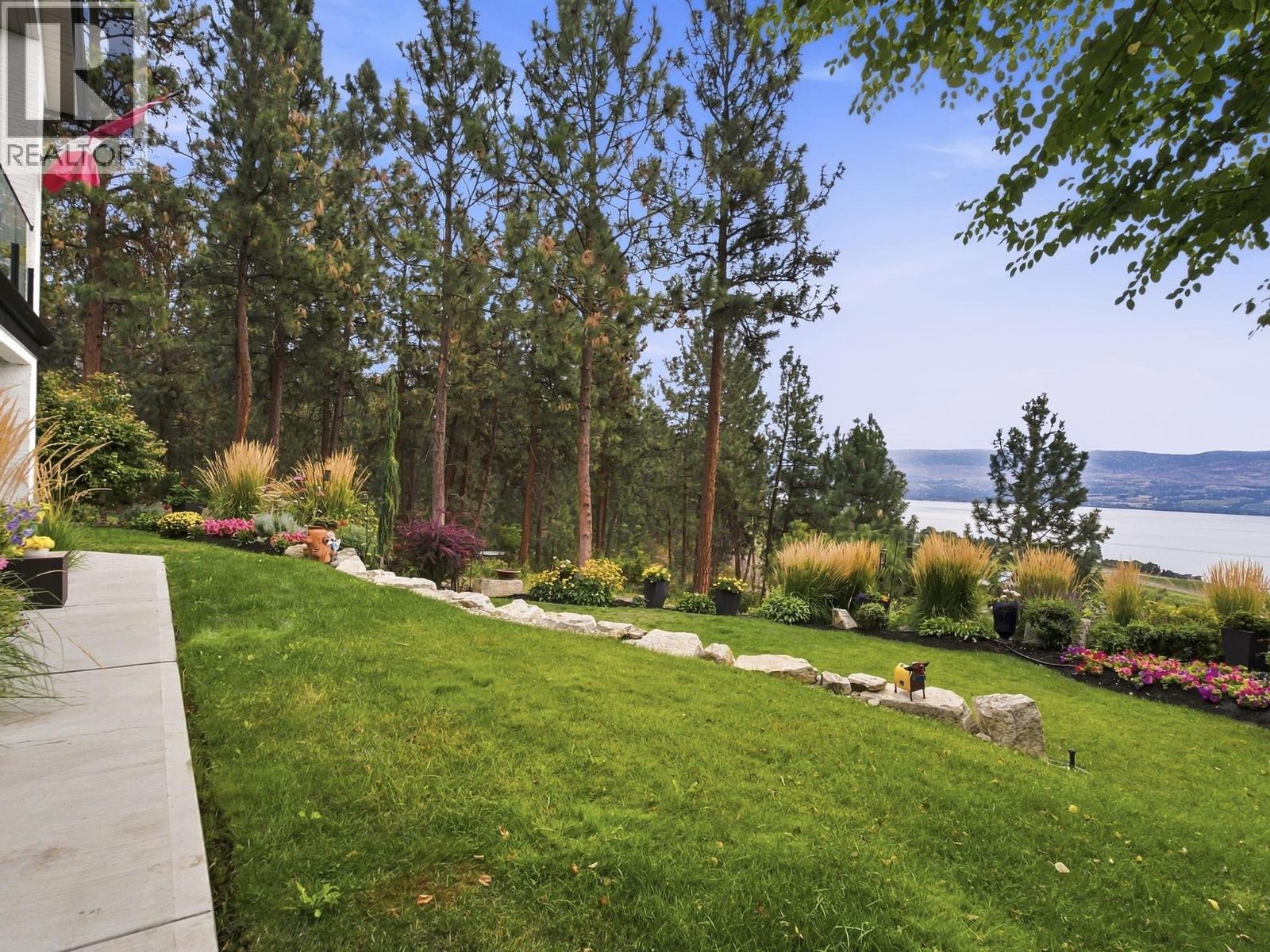  3280 Shiraz Court, West Kelowna