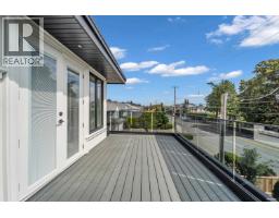 8753 No. 2 Road, Richmond, BC V7C3M4 Photo 37