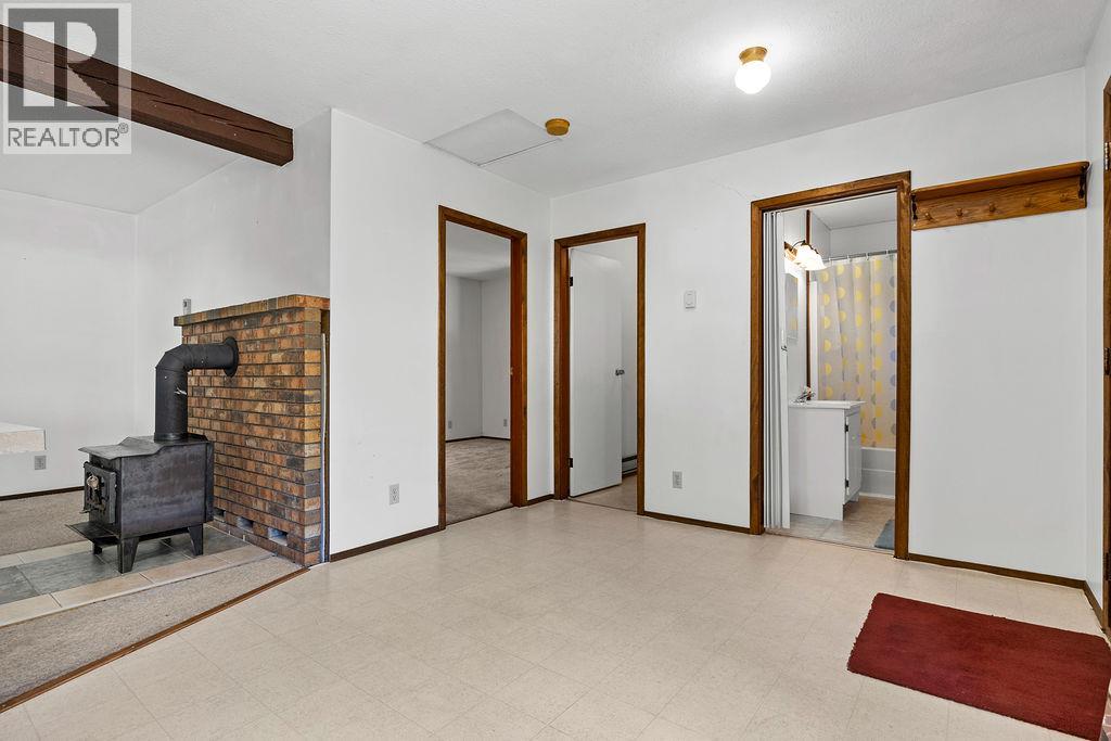 133 Springbend Road - 46