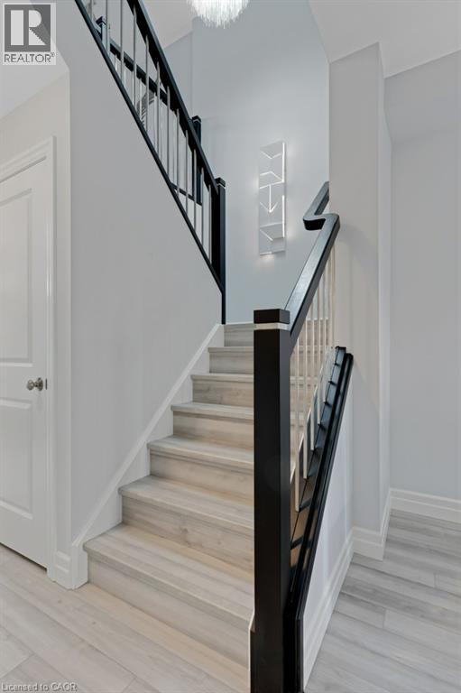 23 FRED KRUG Avenue - 22
