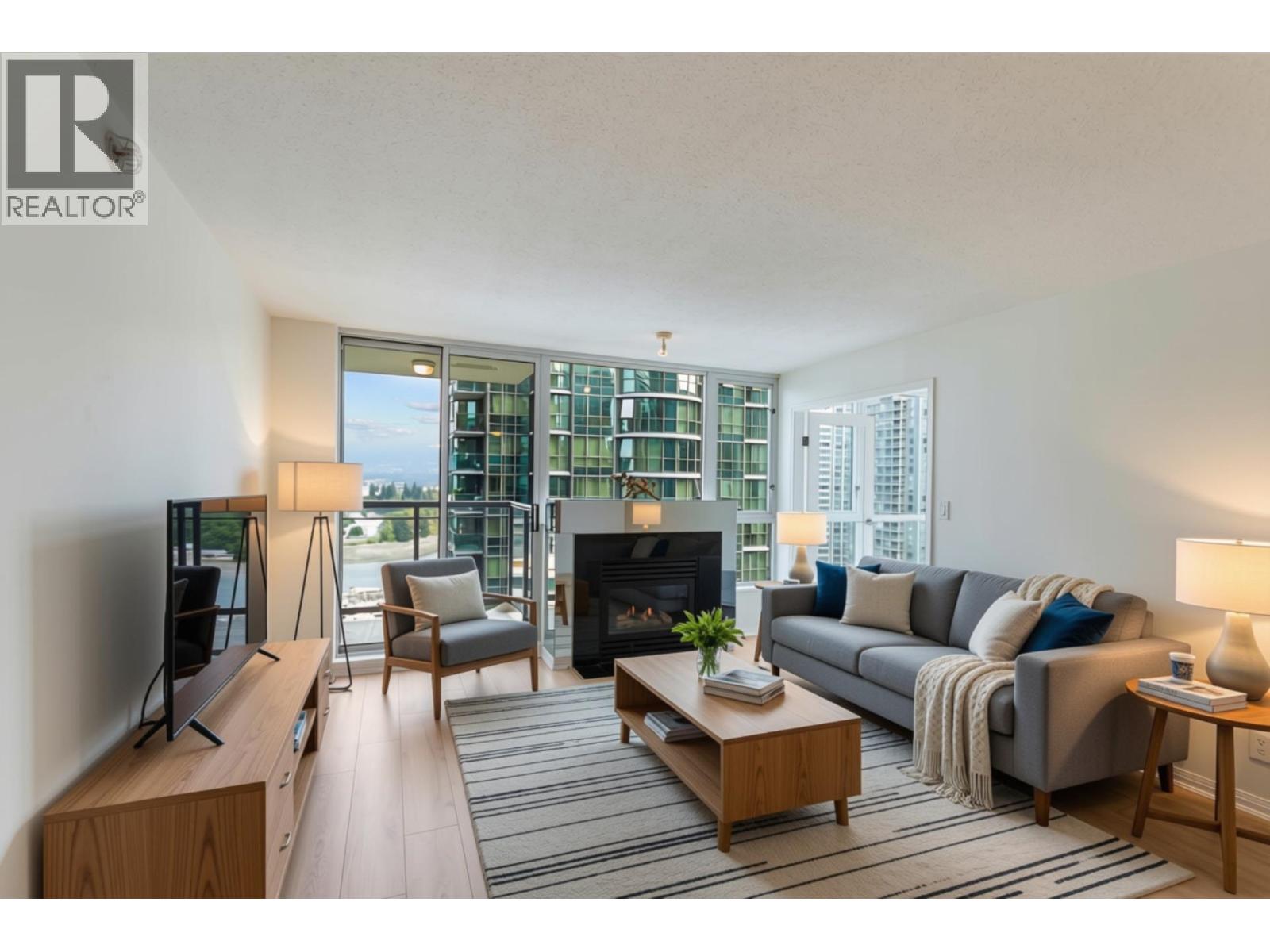 2206 1328 W PENDER STREET, Vancouver — photo 2