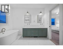 8205 121 Street, Grande Prairie, AB T8W0M7 Photo 39
