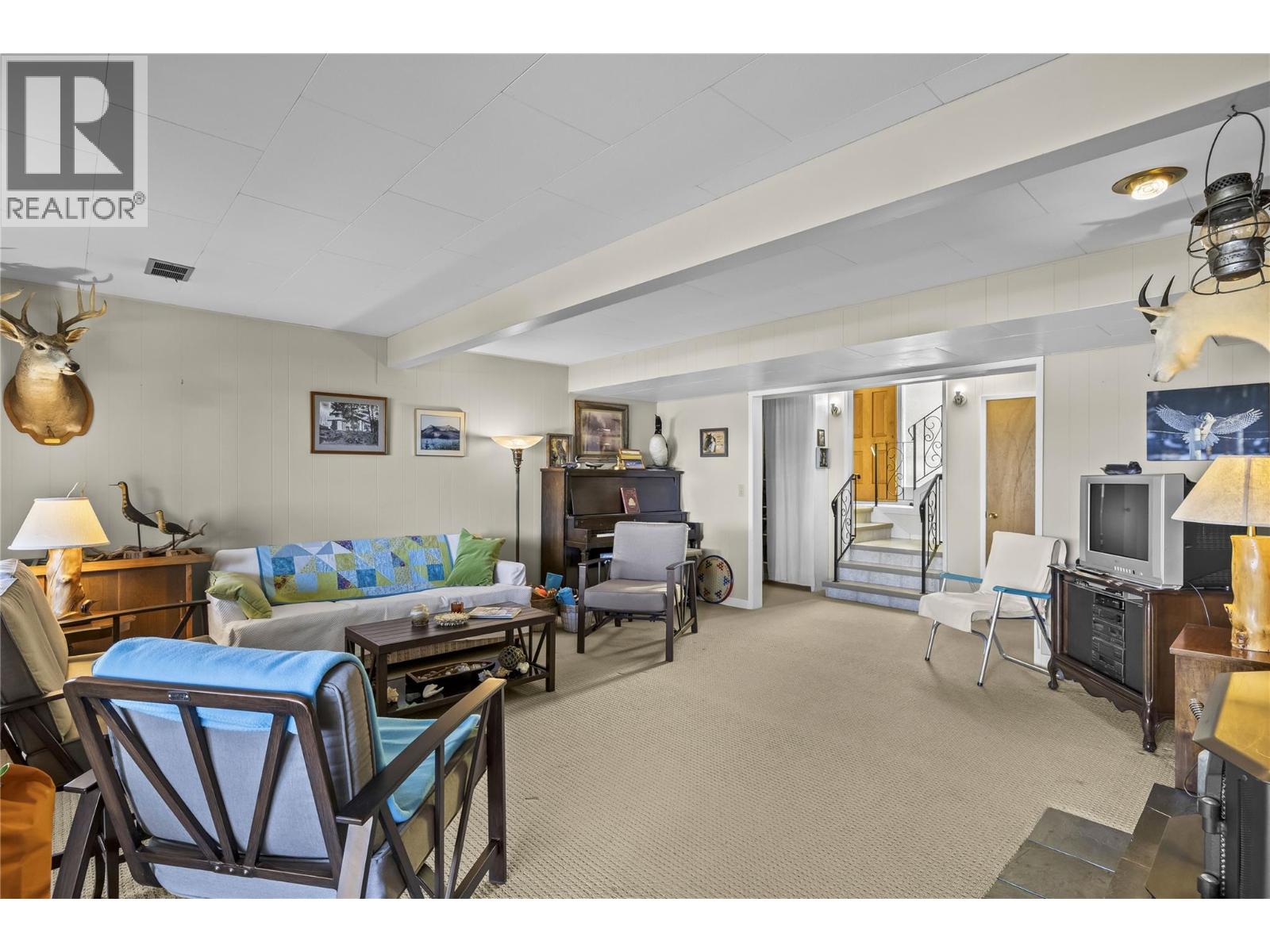 4088 Lakeshore Road - 25