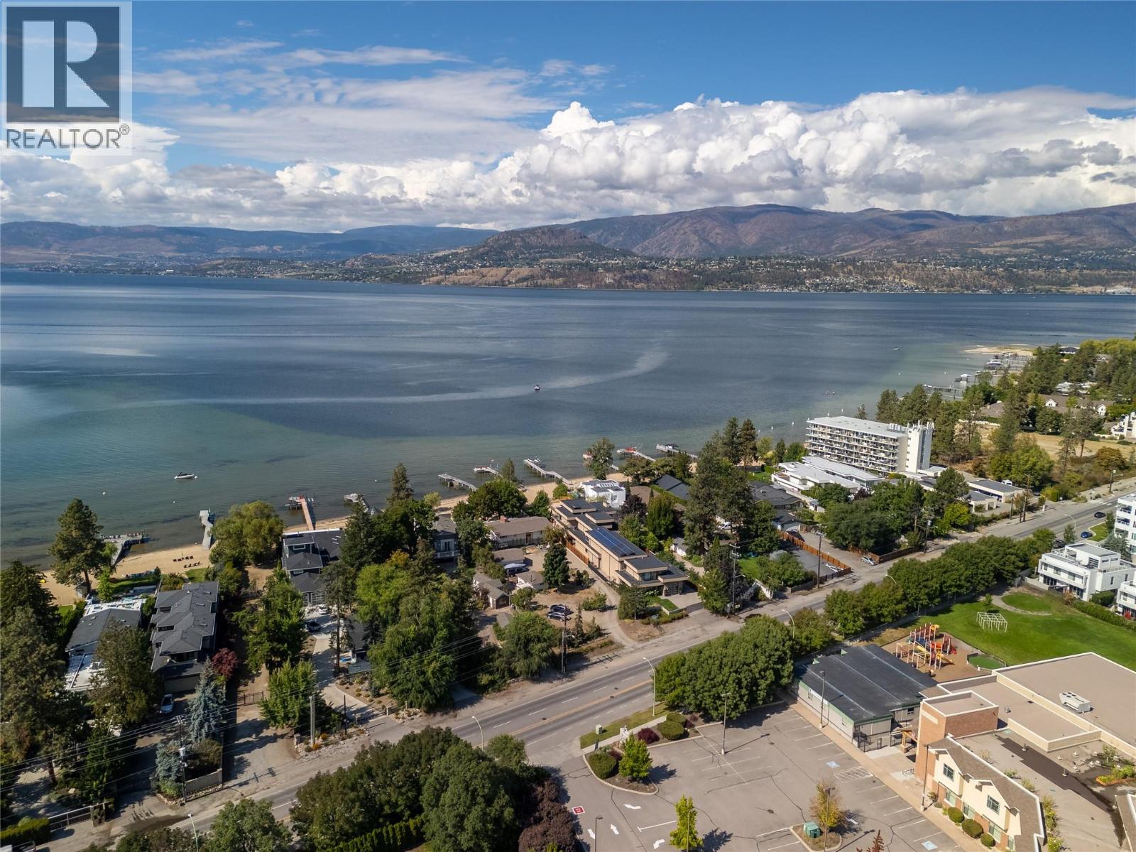4088 Lakeshore Road - 54