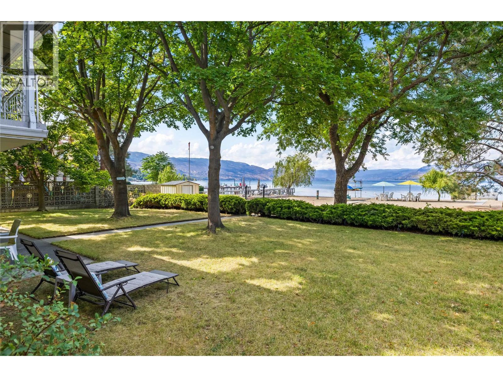  4088 Lakeshore Road, Kelowna